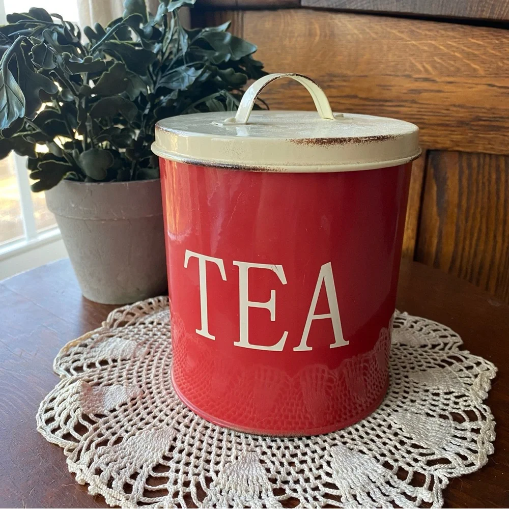Retro Red and White Tea Canister Kitchen Accessory EUC